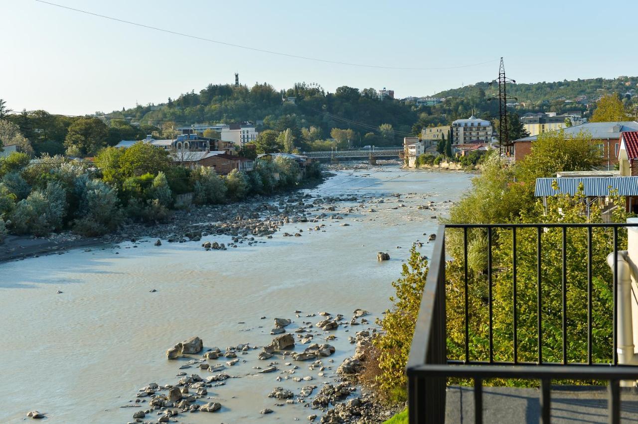 Four Seasons Riverside Kutaisi Exterior photo