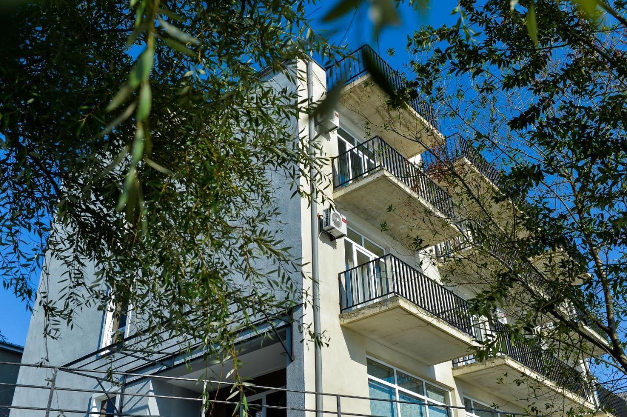 Four Seasons Riverside Kutaisi Exterior photo